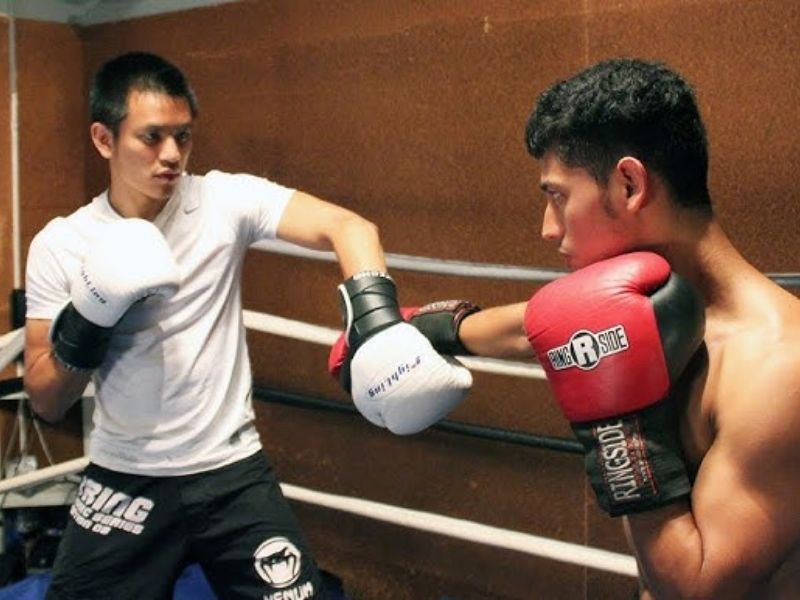The Loop Parry giúp bảo vệ cơ thể của bạn khỏi những cú đấm mạnh và chính xác