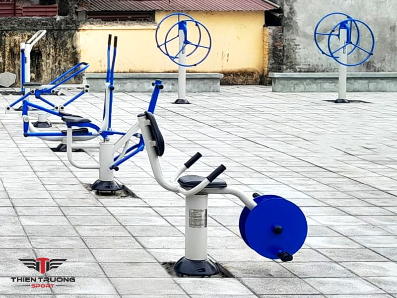 lap dat thiet bi the thao ngoai troi tai son tay 2
