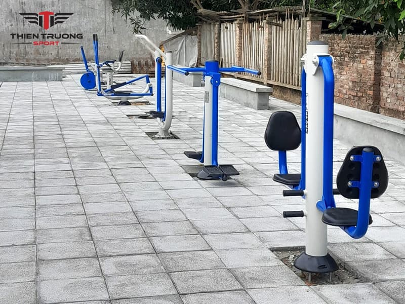 lap dat thiet bi the thao ngoai troi tai son tay 3