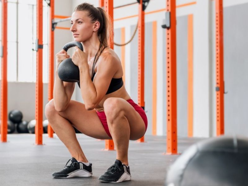 Lịch tập thể hình này phù hợp cho chị em có mục tiêu loại bỏ mỡ thừa, tập cho thân hình nhanh thon gọn và săn chắc