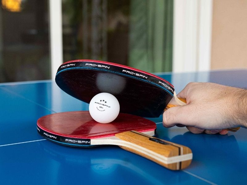 Mặt vợt bóng bàn bám xoáy