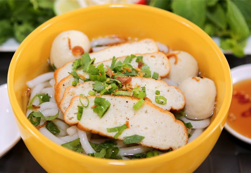 1 tô bánh canh bao nhiêu calo