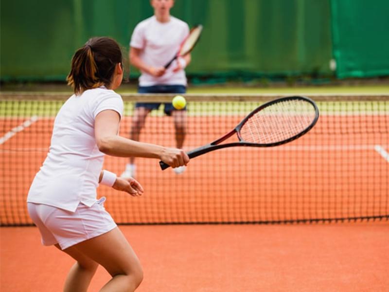 Bộ môn Quần vợt (tennis) với khoảng 1 tỷ người yêu thích và theo dõi