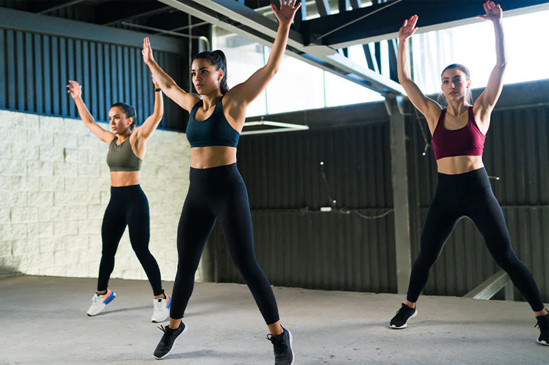 Bài tập Jumping Jacks