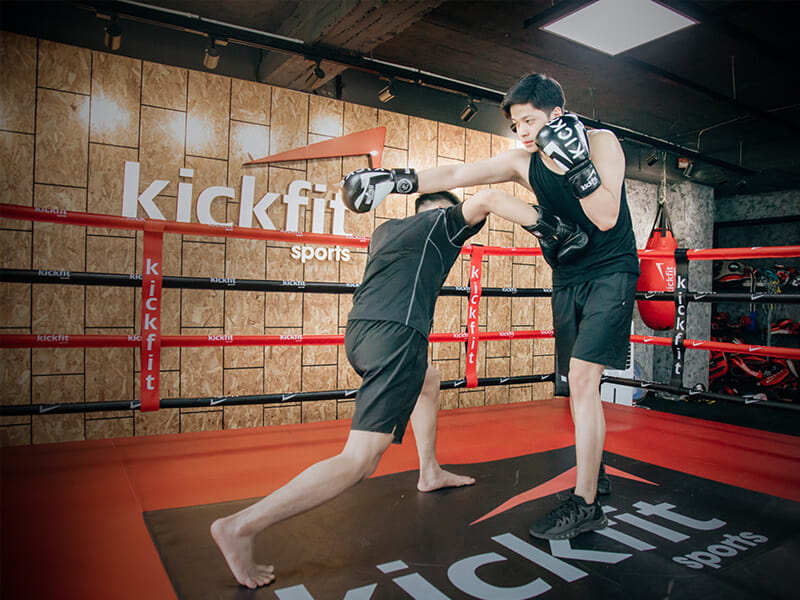 Tập luyện hook boxing