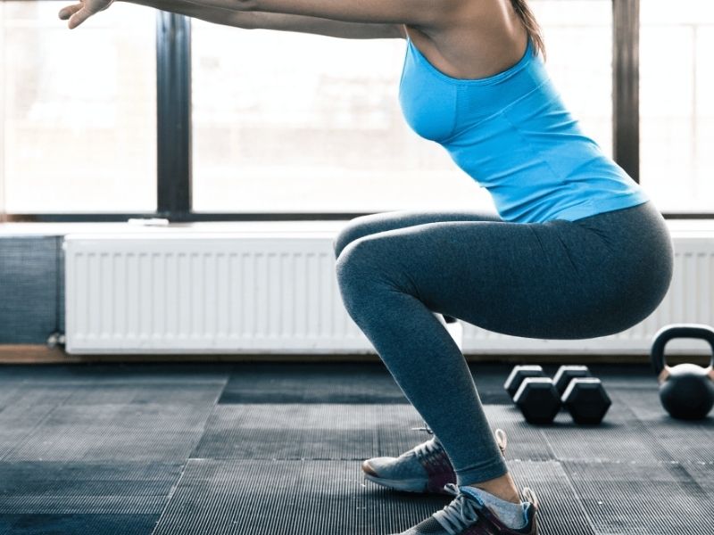 Tập squat mông có to lên không