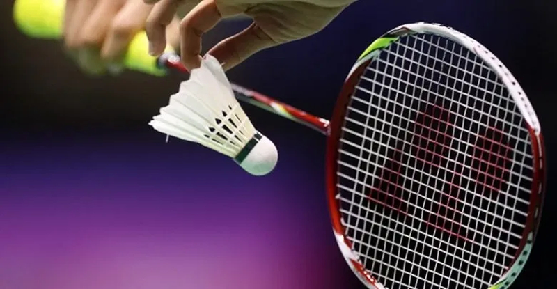 Vợt cầu lông Yonex giá rẻ dễ tiếp cận với