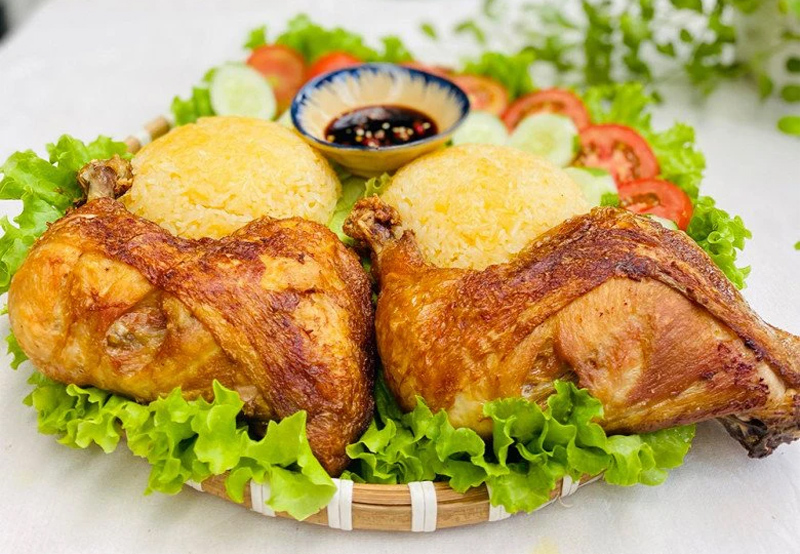 Tự làm cơm gà xối mỡ