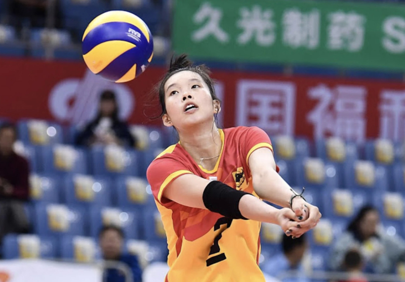 Kỹ thuật chuyền bóng thấp tay