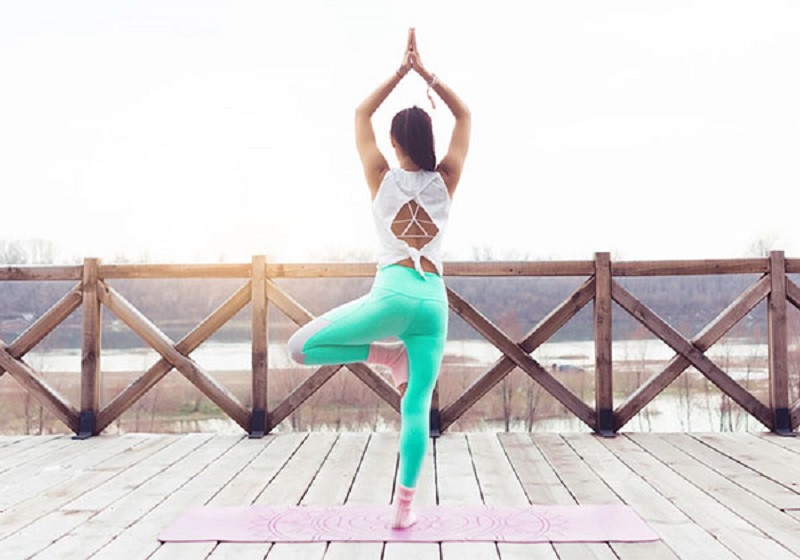 Tư thế Yoga cơ bản